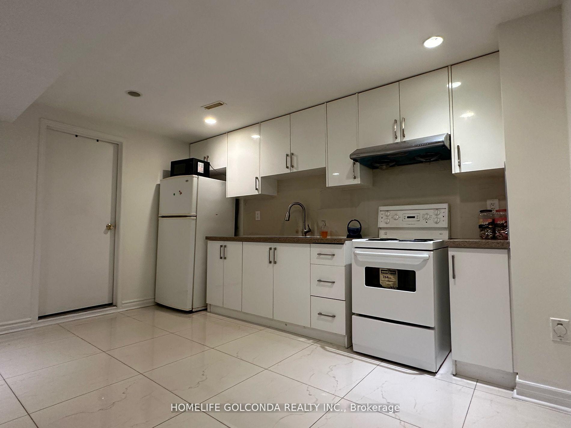 37 Halder Crescent, Markham 2