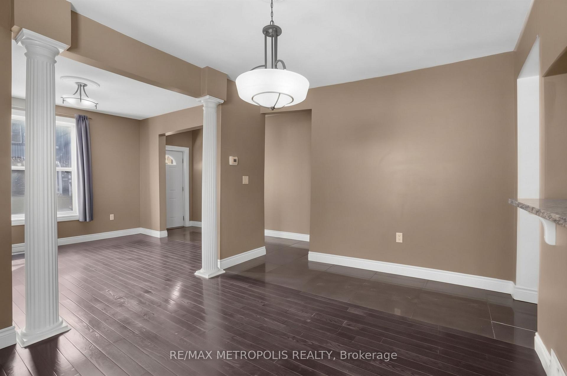 201 BAY Street N, Hamilton 4