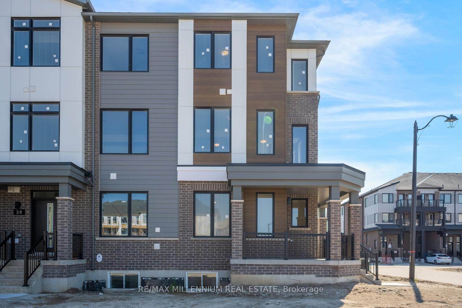 Main - 36 Thornbird Crescent, Brampton 5