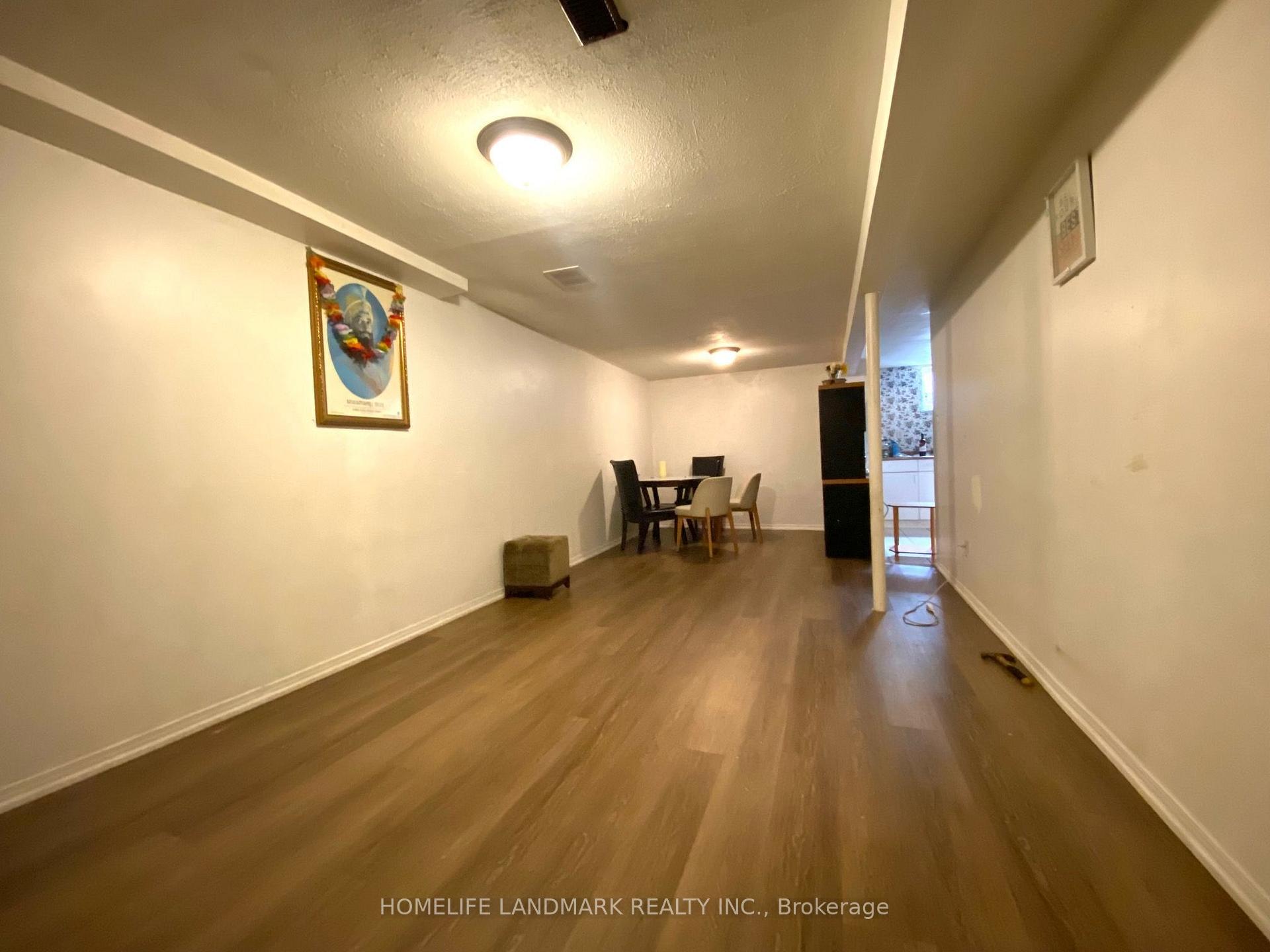 Lower - 3320 Grechen Road, Mississauga 3