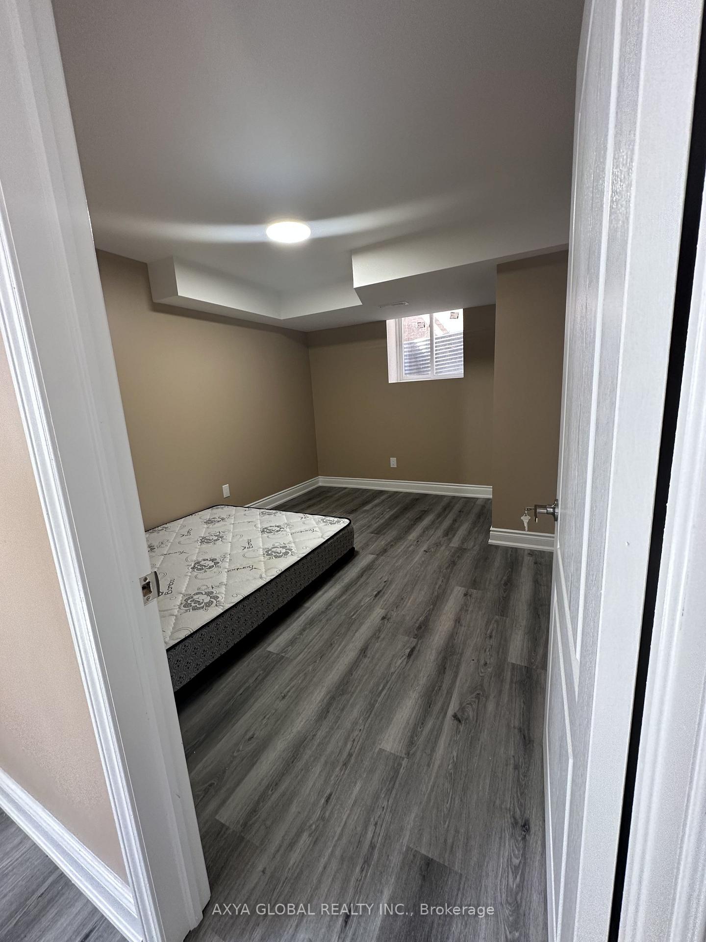 5 Stilton Avenue, Vaughan 4