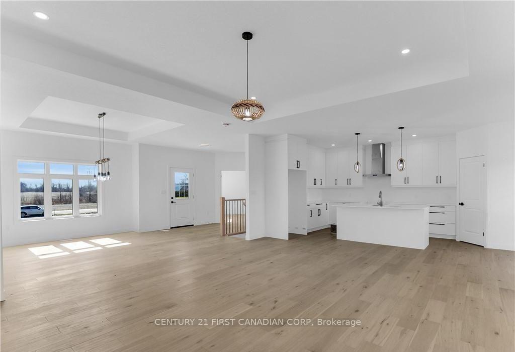 22664 Queens Line, West Elgin 4