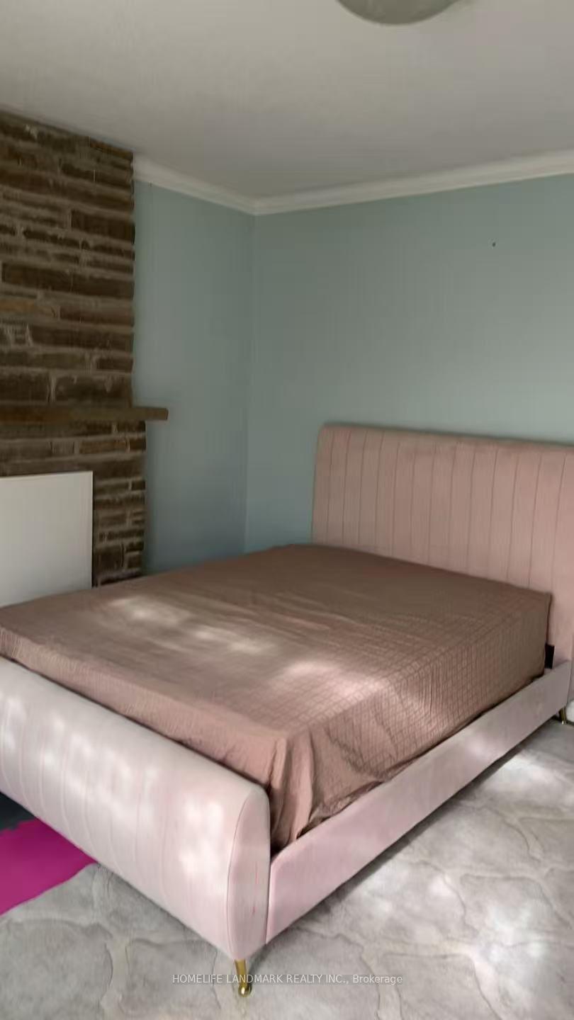 Main Floor - 379 Apache Trail, Toronto 5