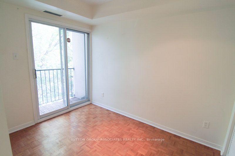 2 - 337 Seaton Street, Toronto 5