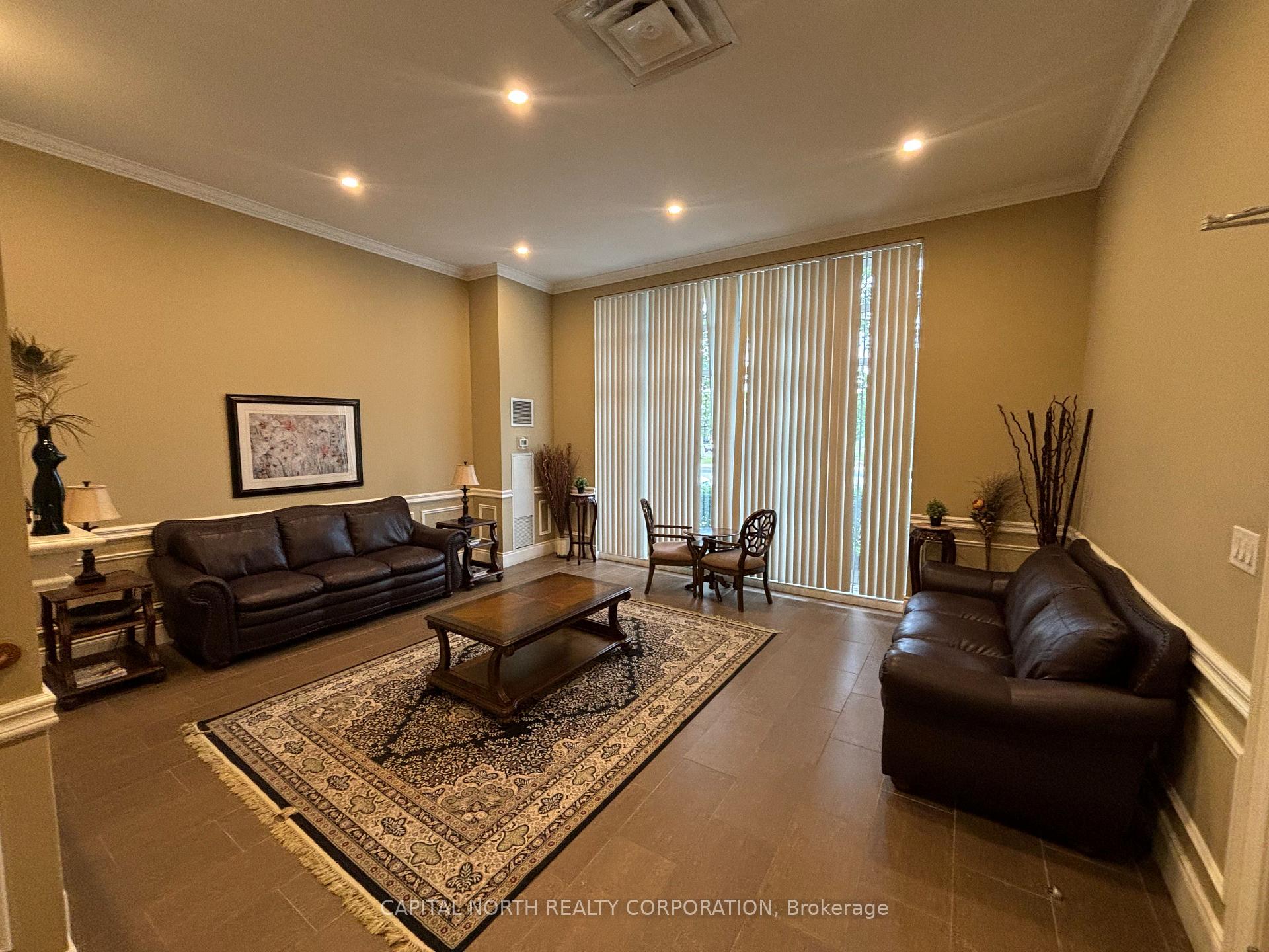 217 - 10211 Keele Street, Vaughan 5