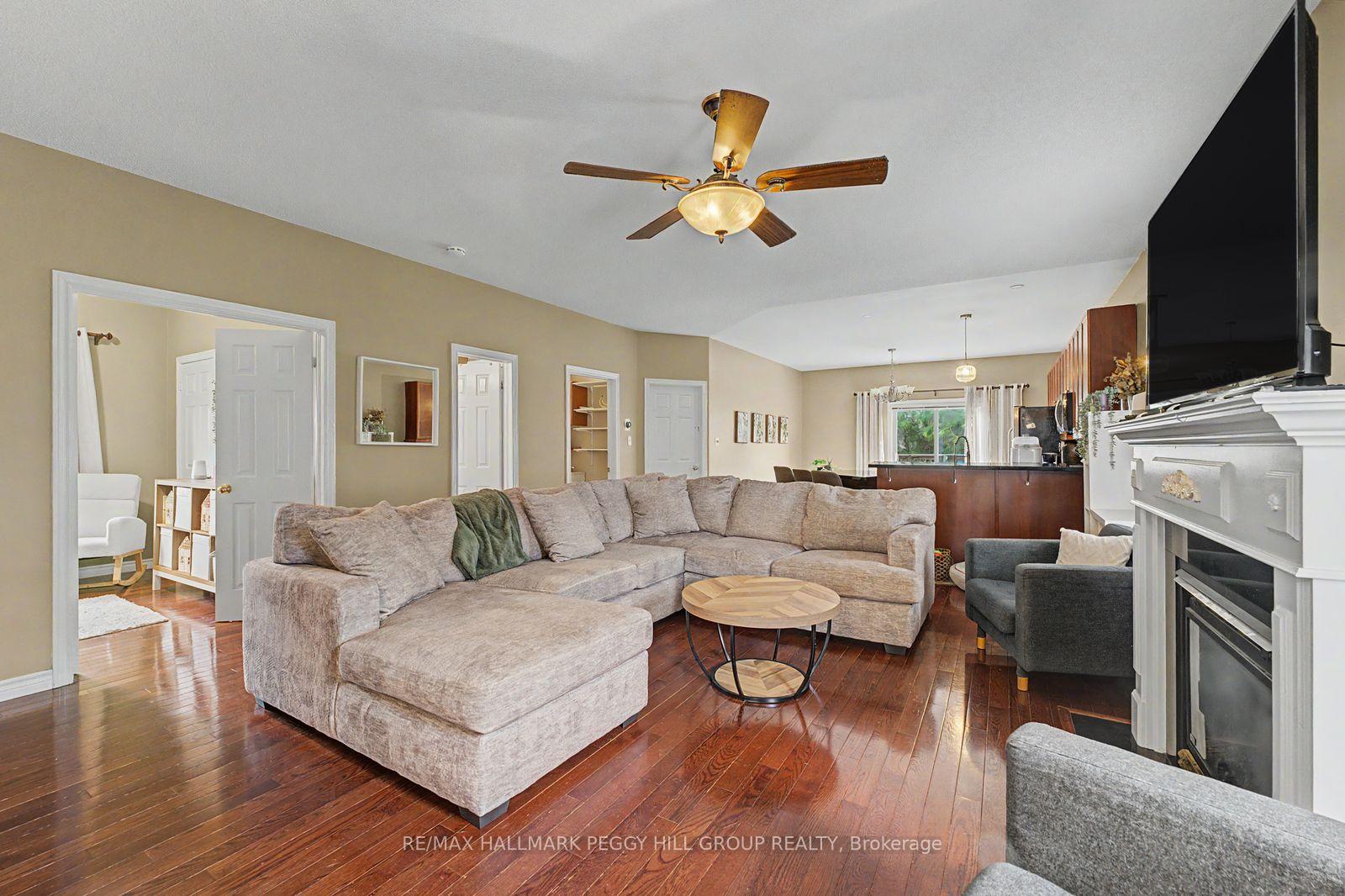Upper - 65 Jessica Drive, Barrie 5
