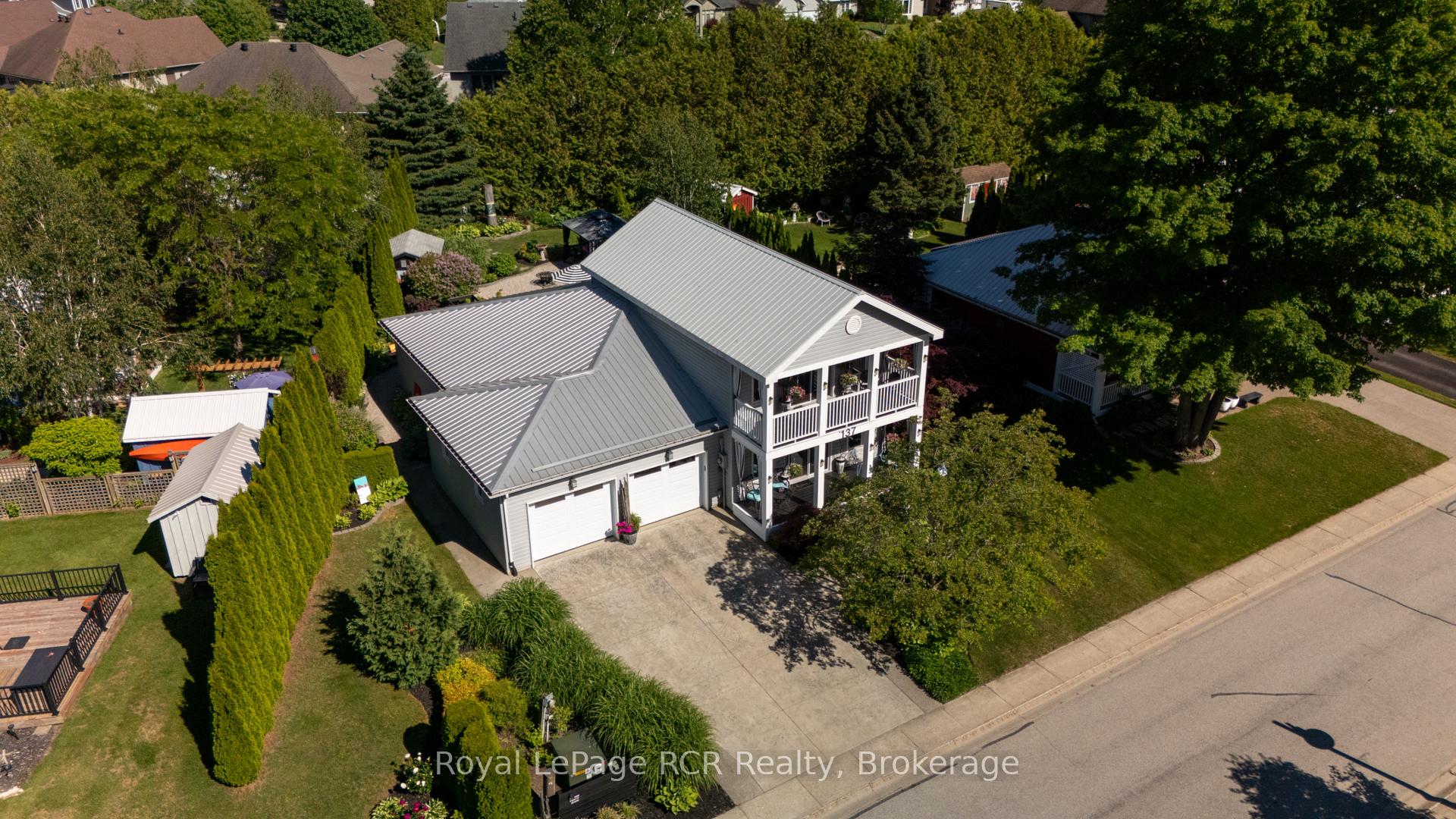 137 - 383 McNabb Street Saugeen Shores Ontario Canada Sale residential Dan Graham Wilfred Mcintee & Co. Ltd., Brokerage* (Southampton)