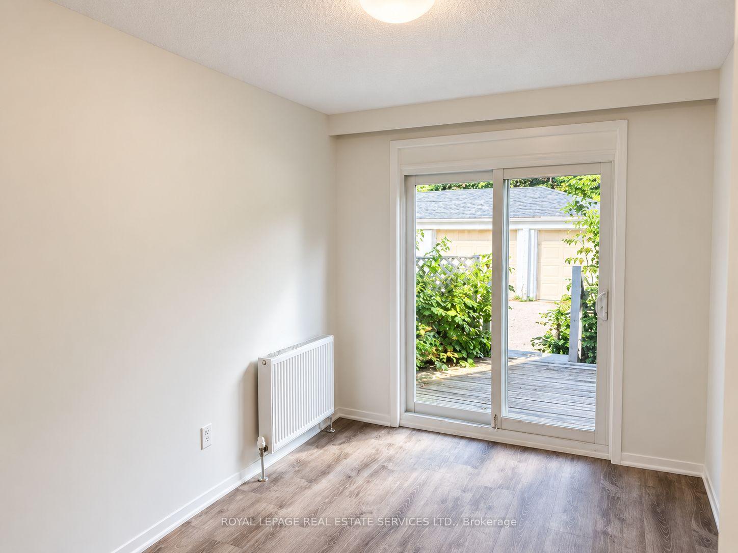 284 Glenforest Road, Toronto 4