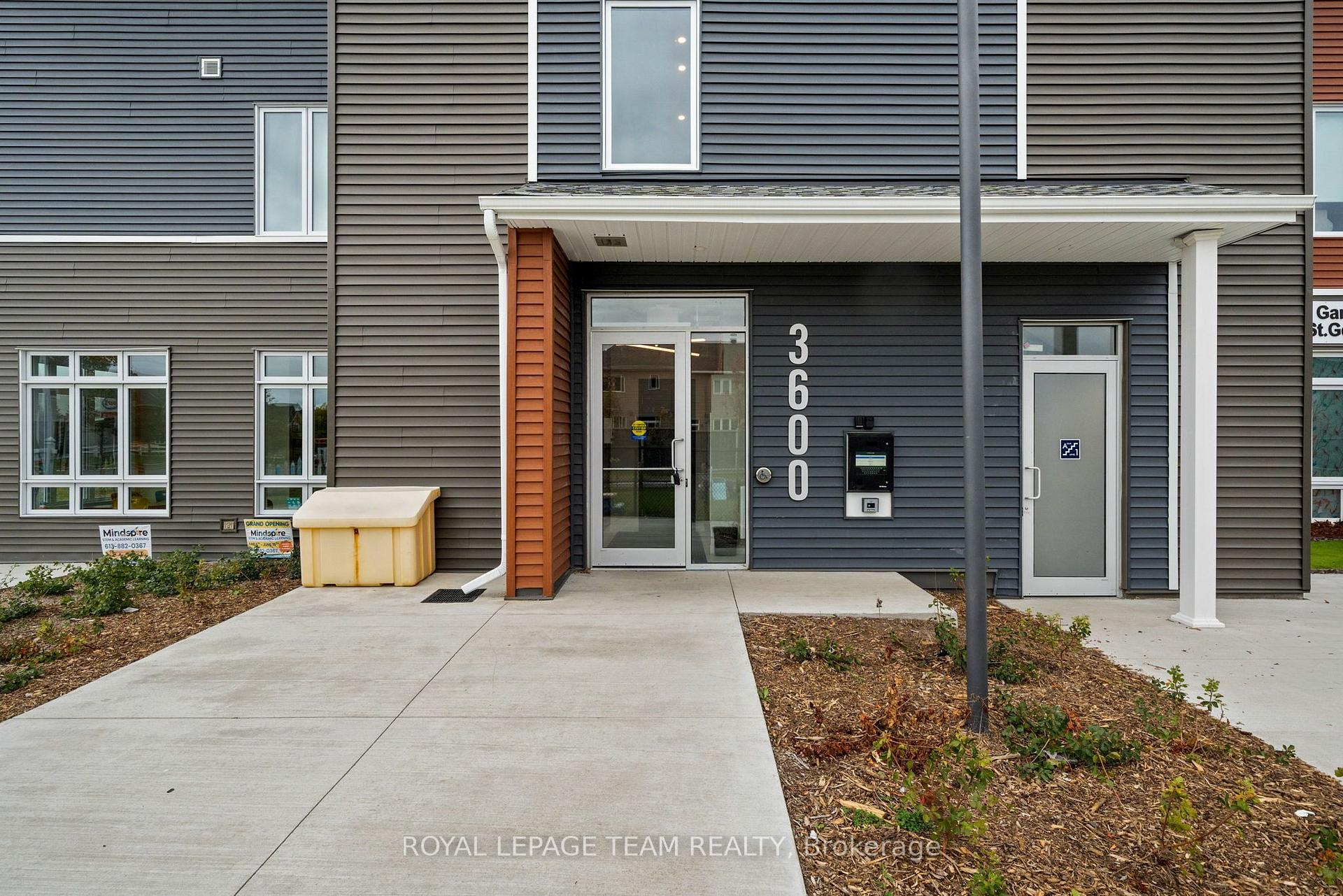 311 - 3600 Brian Coburn Boulevard, Ottawa 3