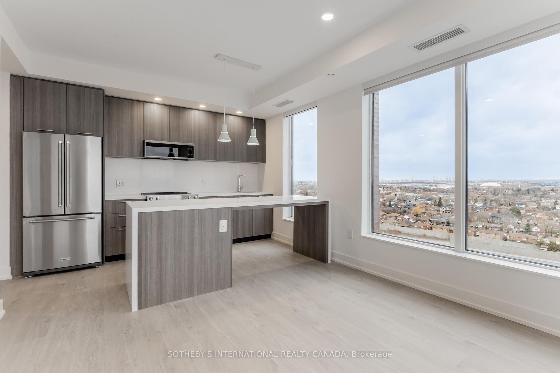 808 - 31 York Garden Way, Toronto 2