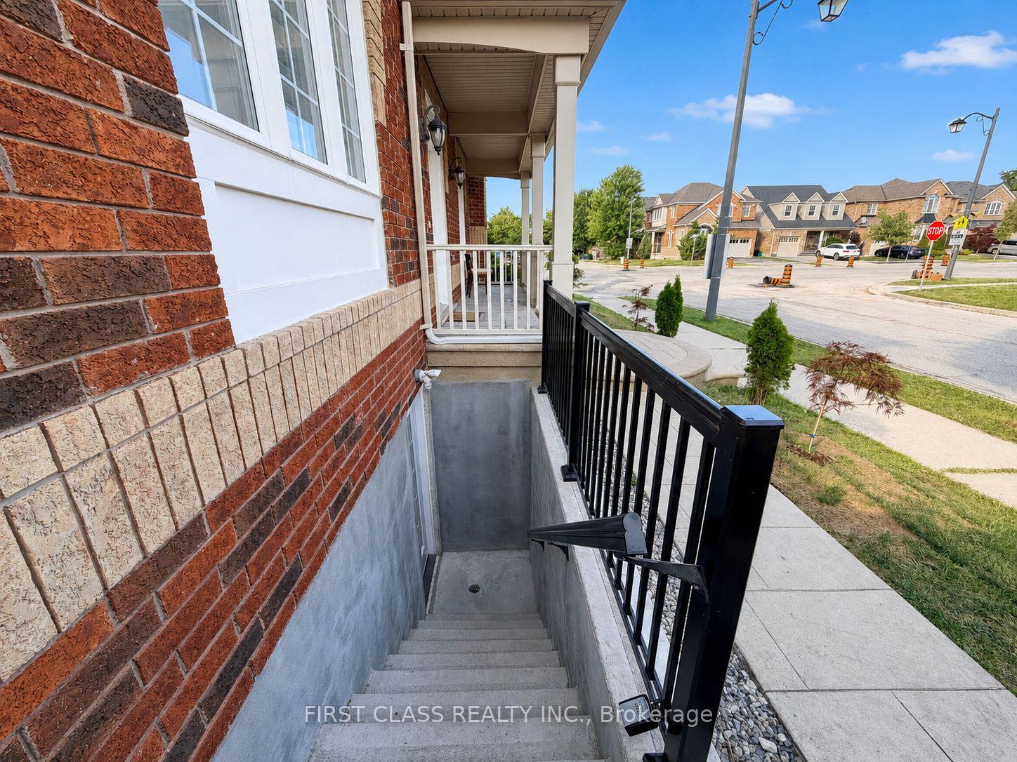 Bsmt - 720 Savoline Boulevard, Milton 3