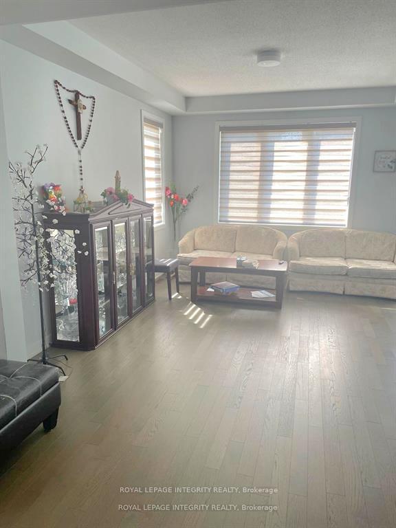 2477 Watercolours Way, Ottawa 2