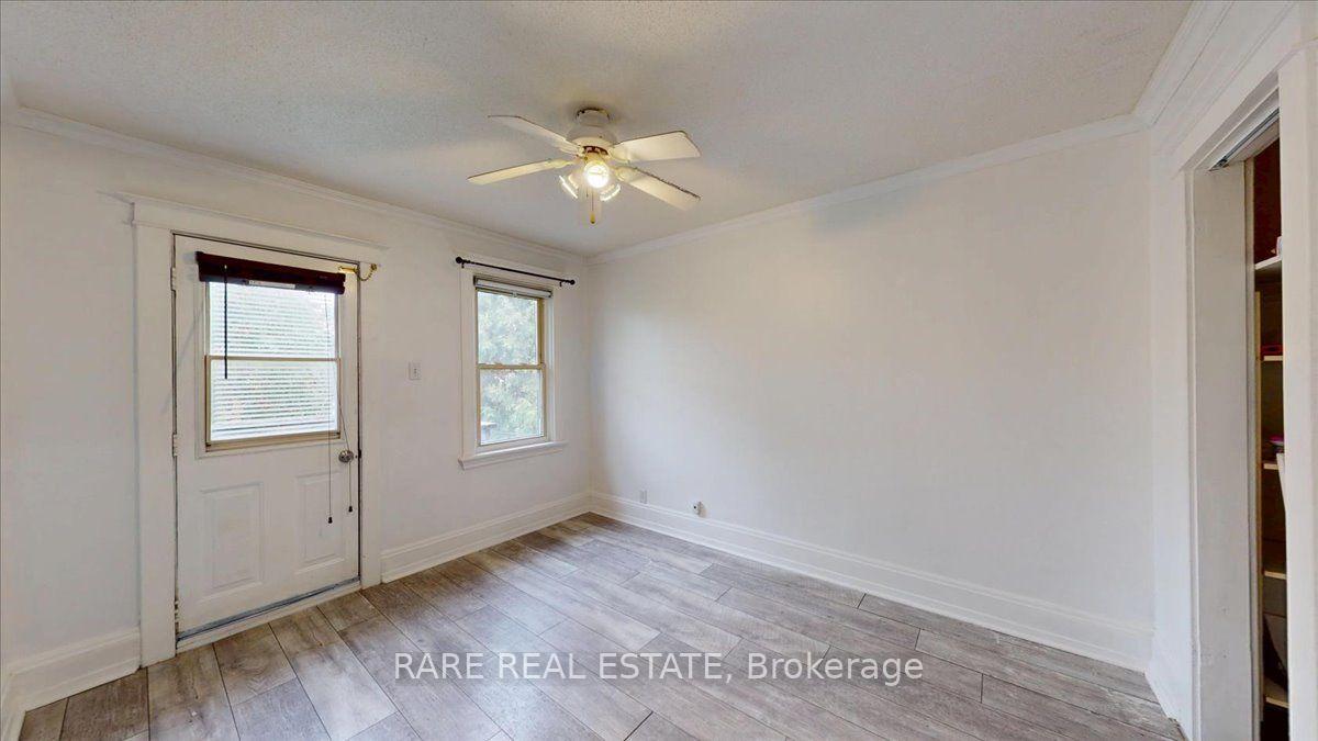 2 - 8 Balsam Avenue N, Hamilton 5