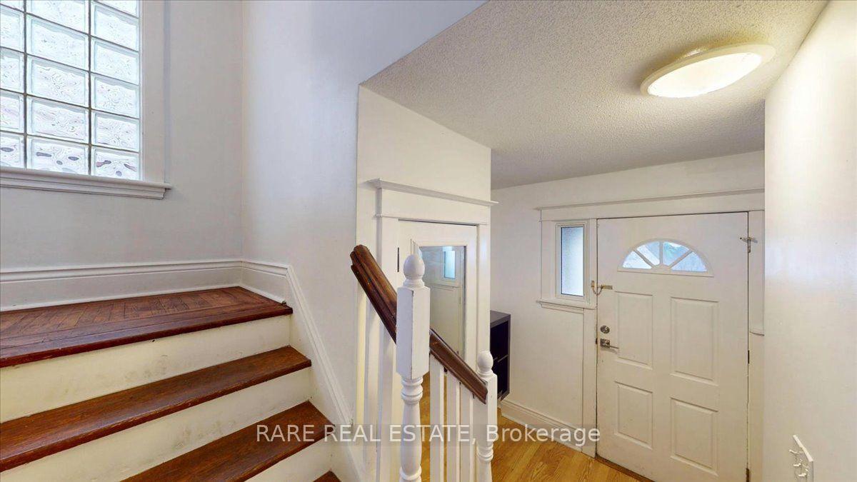 2 - 8 Balsam Avenue N, Hamilton 4