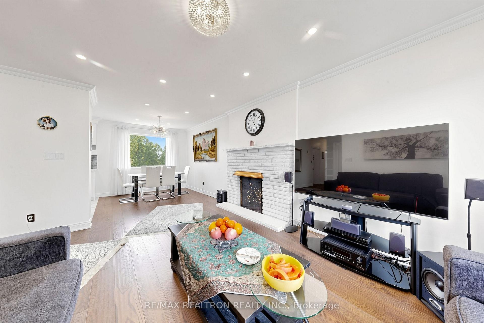 Main - 244 Tampico Road, Richmond Hill 5