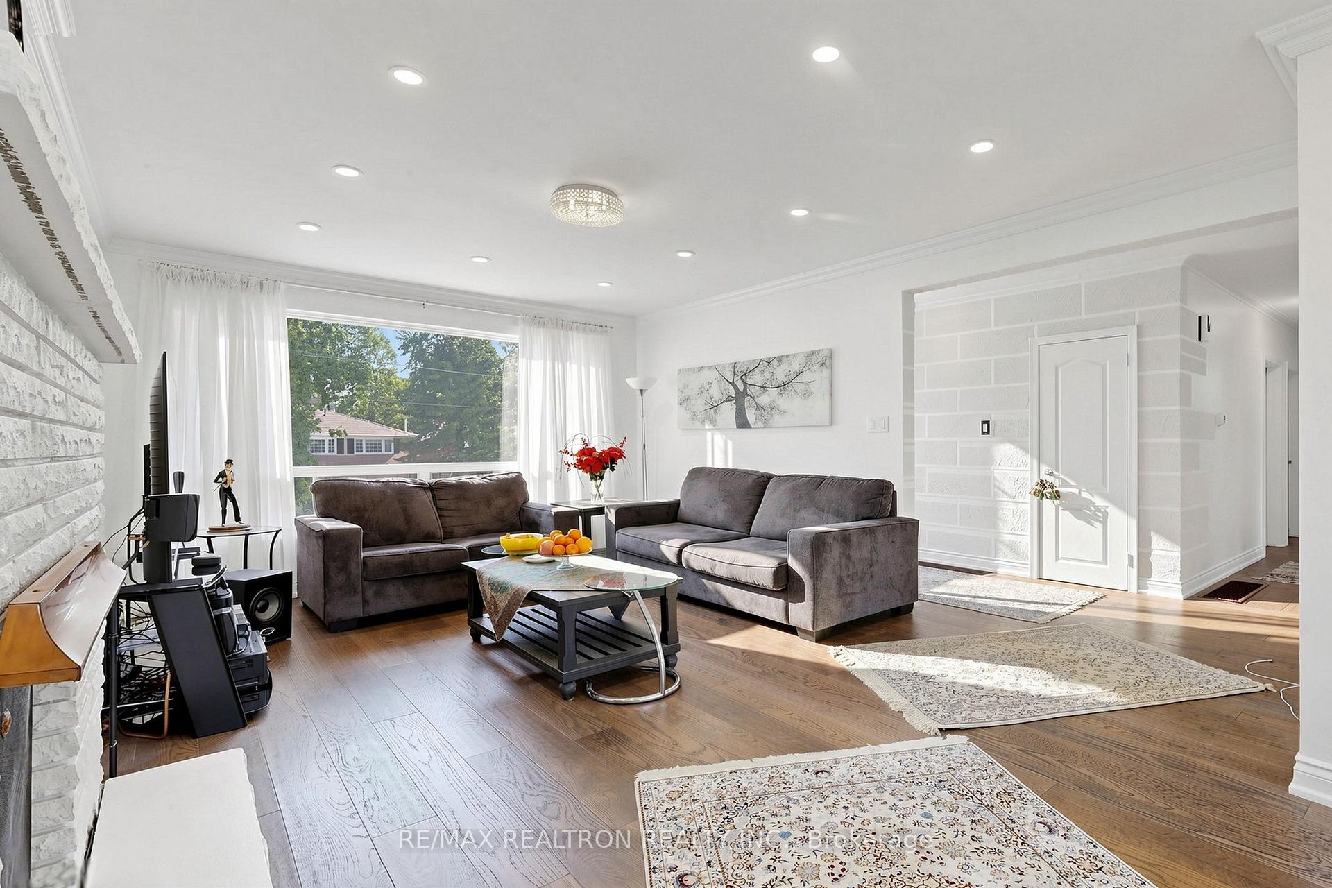 Main - 244 Tampico Road, Richmond Hill 3