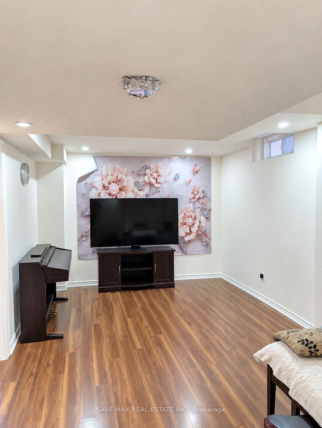 BSMT - 18 Salonica Road, Brampton 4