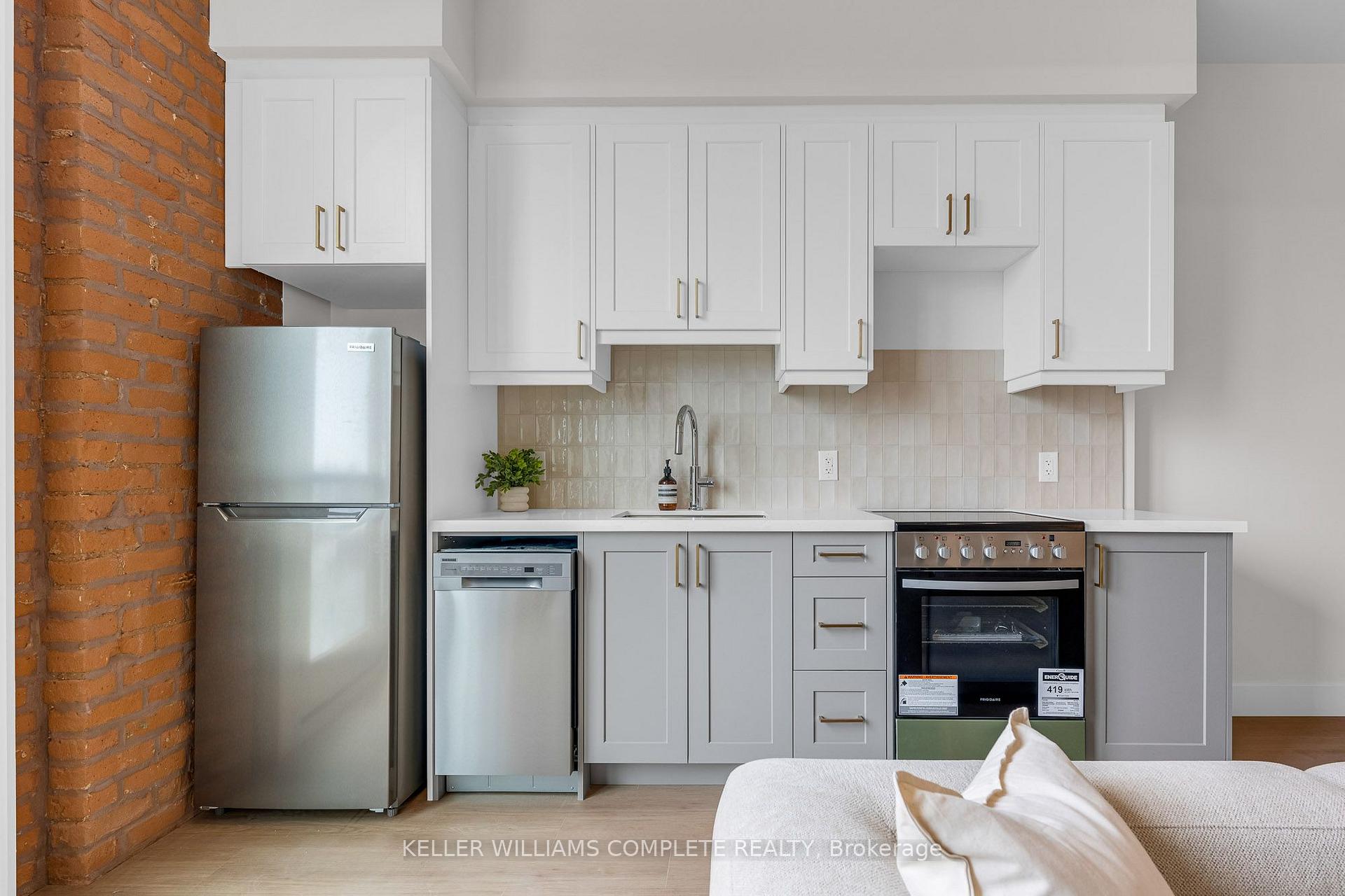 304 - 56 York Boulevard, Hamilton 3