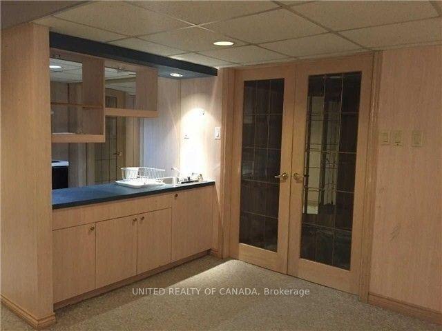 Lower - 104 Gordon Rowe Crescent, Richmond Hill 3