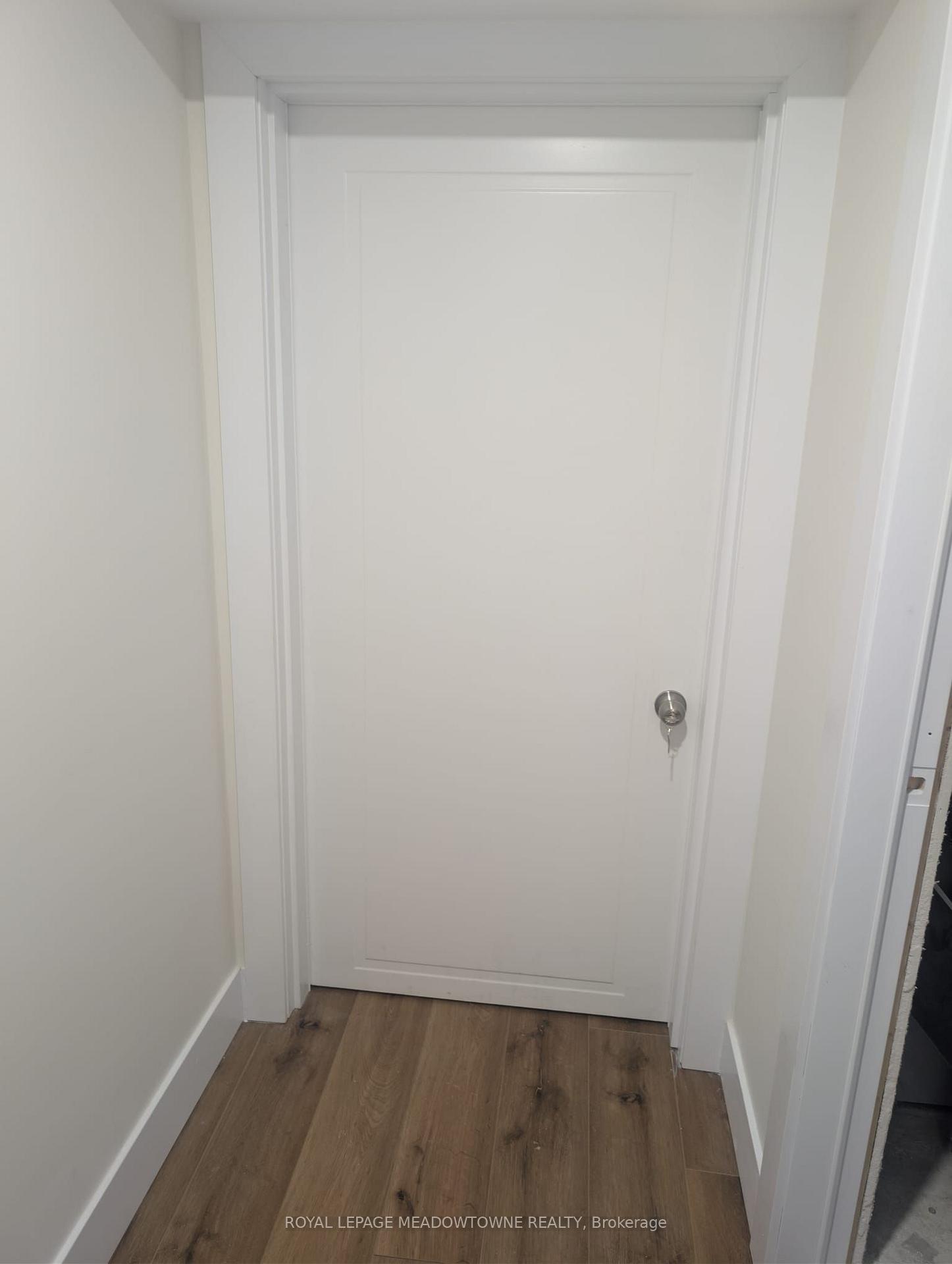 BSMT - 1018 Willow Drive, London South 4
