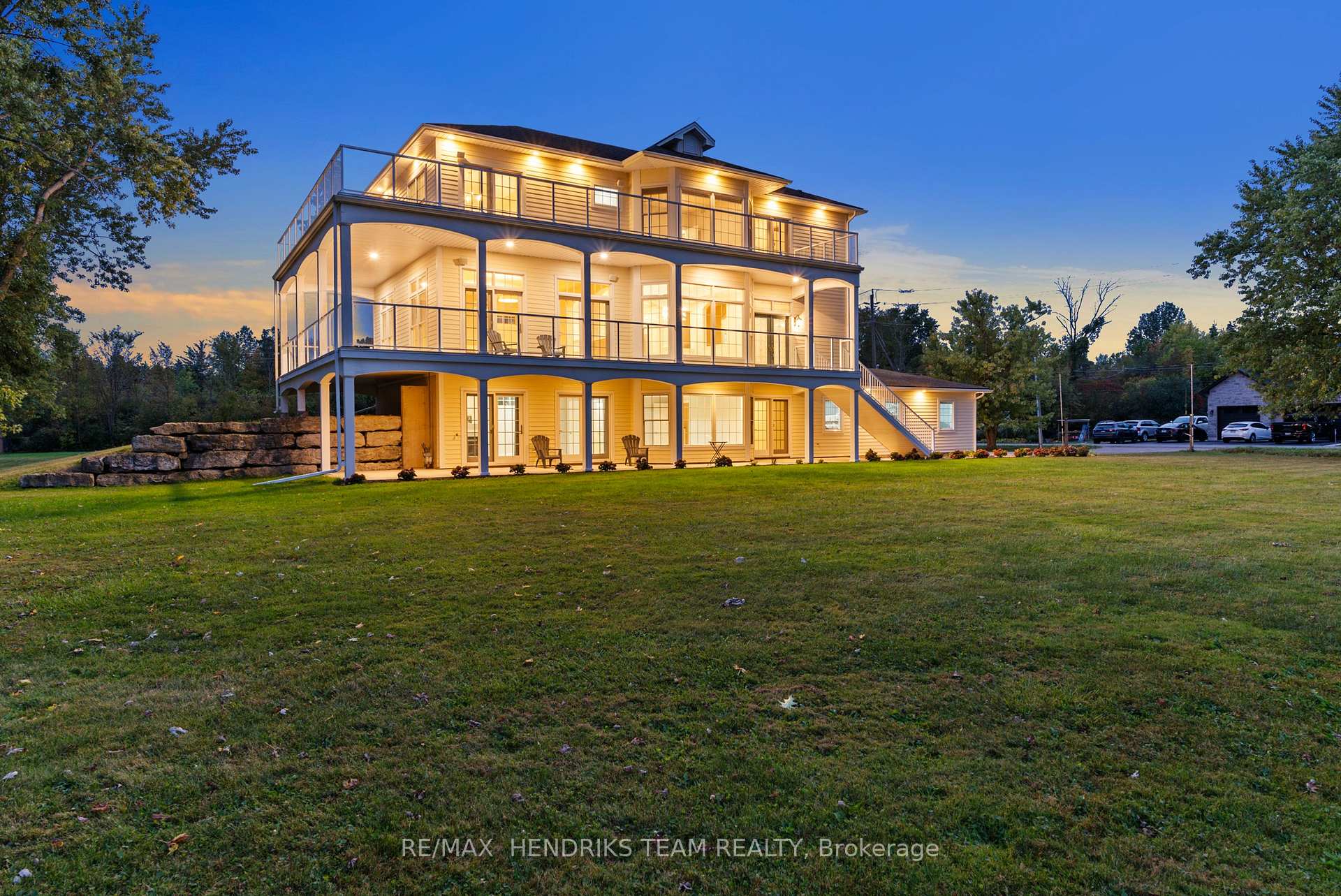 4069 Niagara River Parkway, Fort Erie 2