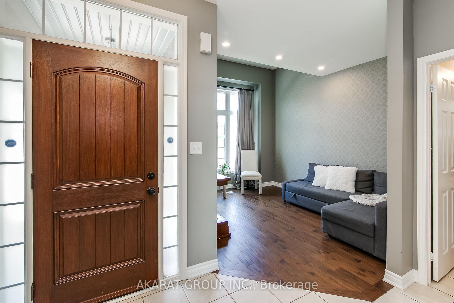 3320 Cline Street, Burlington 5