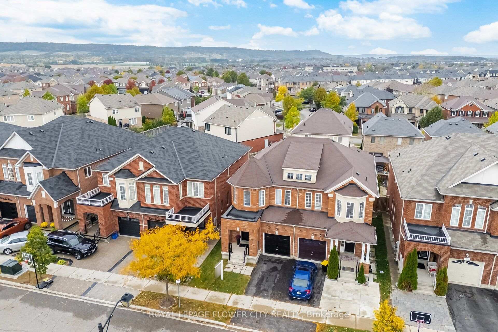 381 Cedric Terrace Milton Ontario Canada Sale residential Gessica Kaur Royal LePage Flower City Realty, Brokerage*