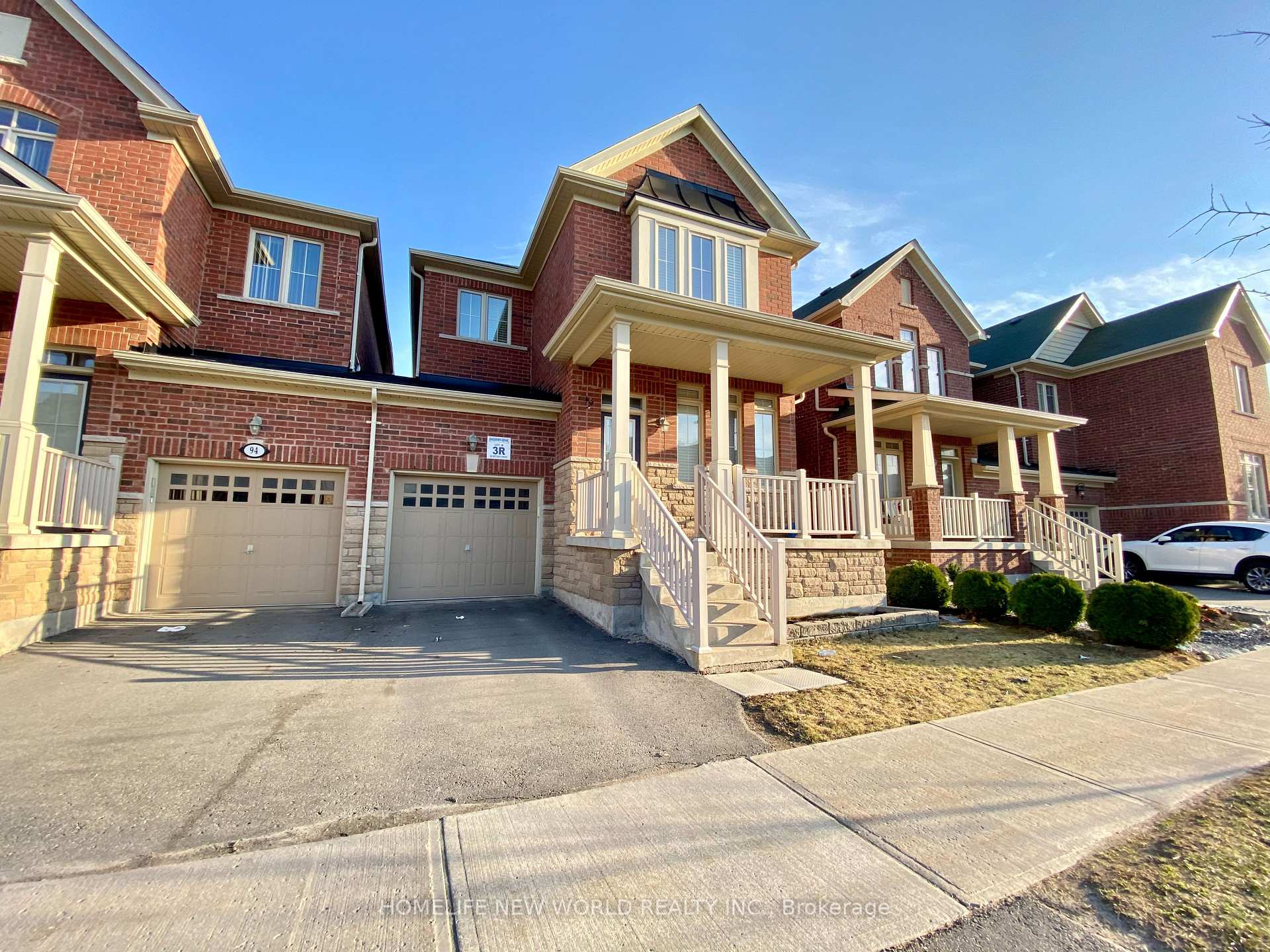 92 Betony Drive, Richmond Hill 2