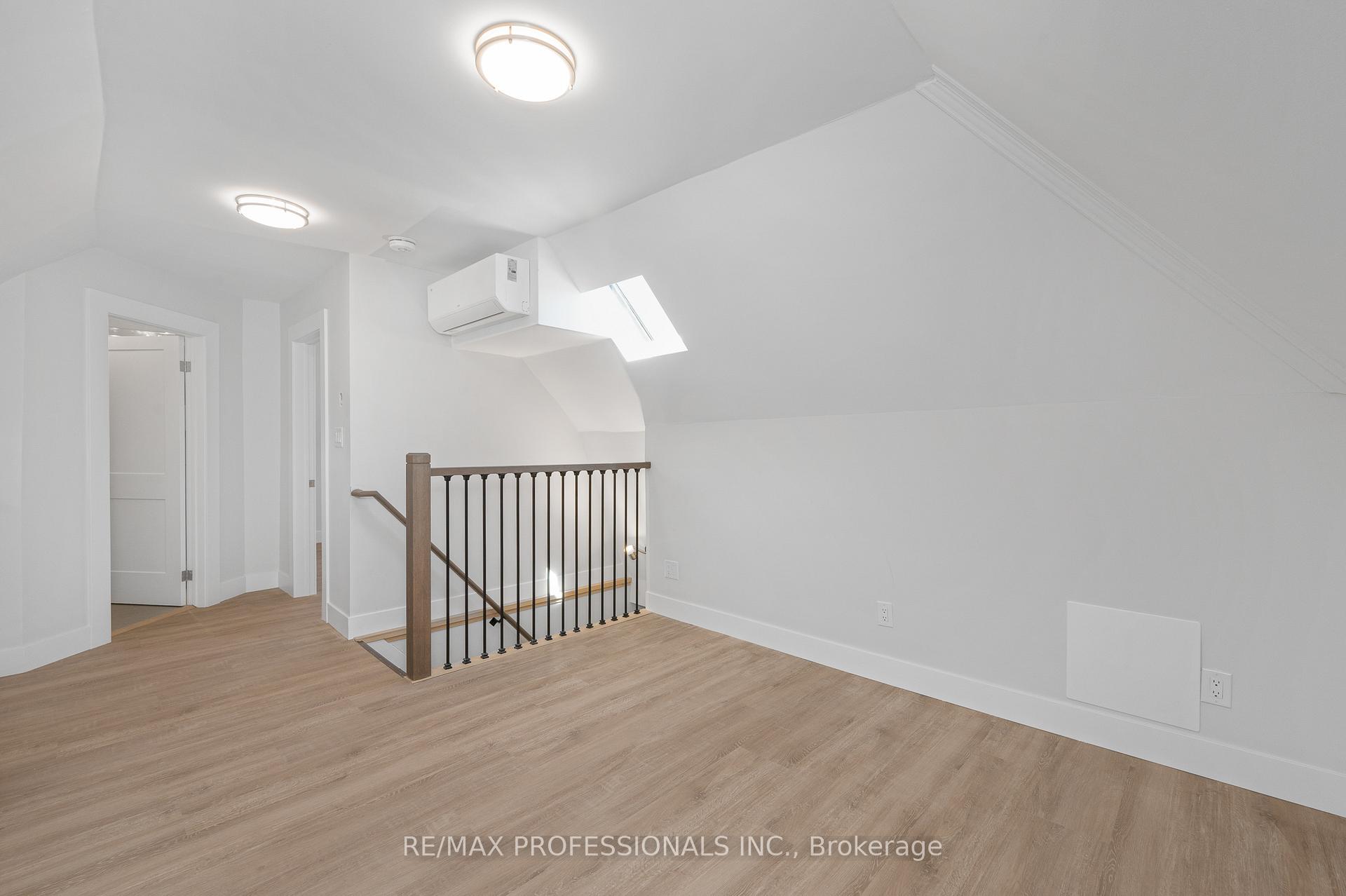 #3 - 388 Wilson Street, Hamilton 5