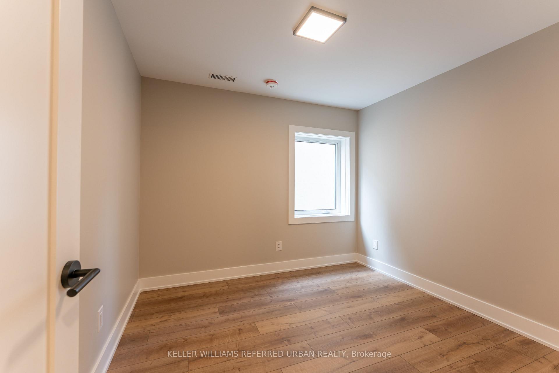 2 - 352 Jones Avenue, Toronto 4