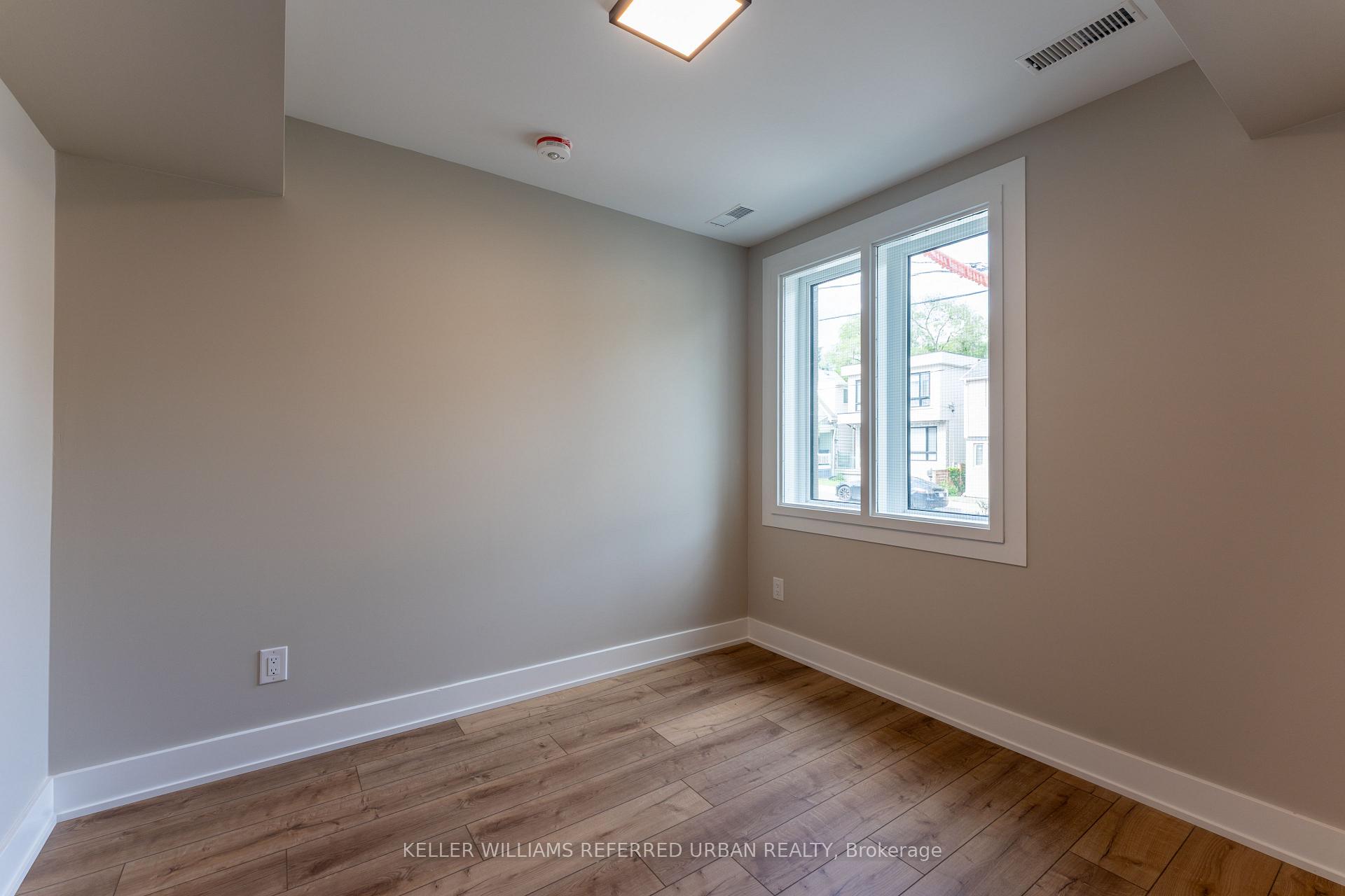 2 - 352 Jones Avenue, Toronto 5