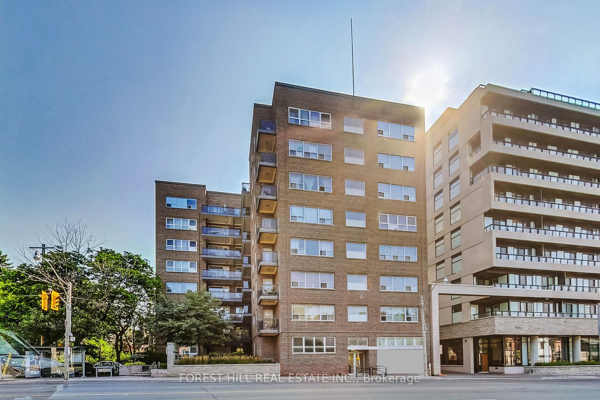807 - 291 Avenue Road, Toronto