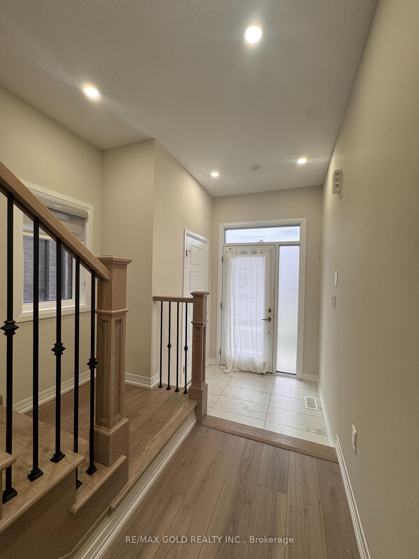 31 George Brier Drive W, Brant 3