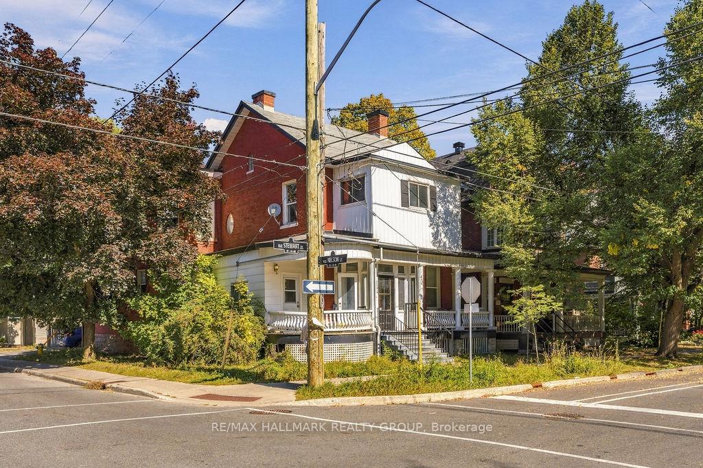 2 - 155 Stewart Street, Ottawa 2