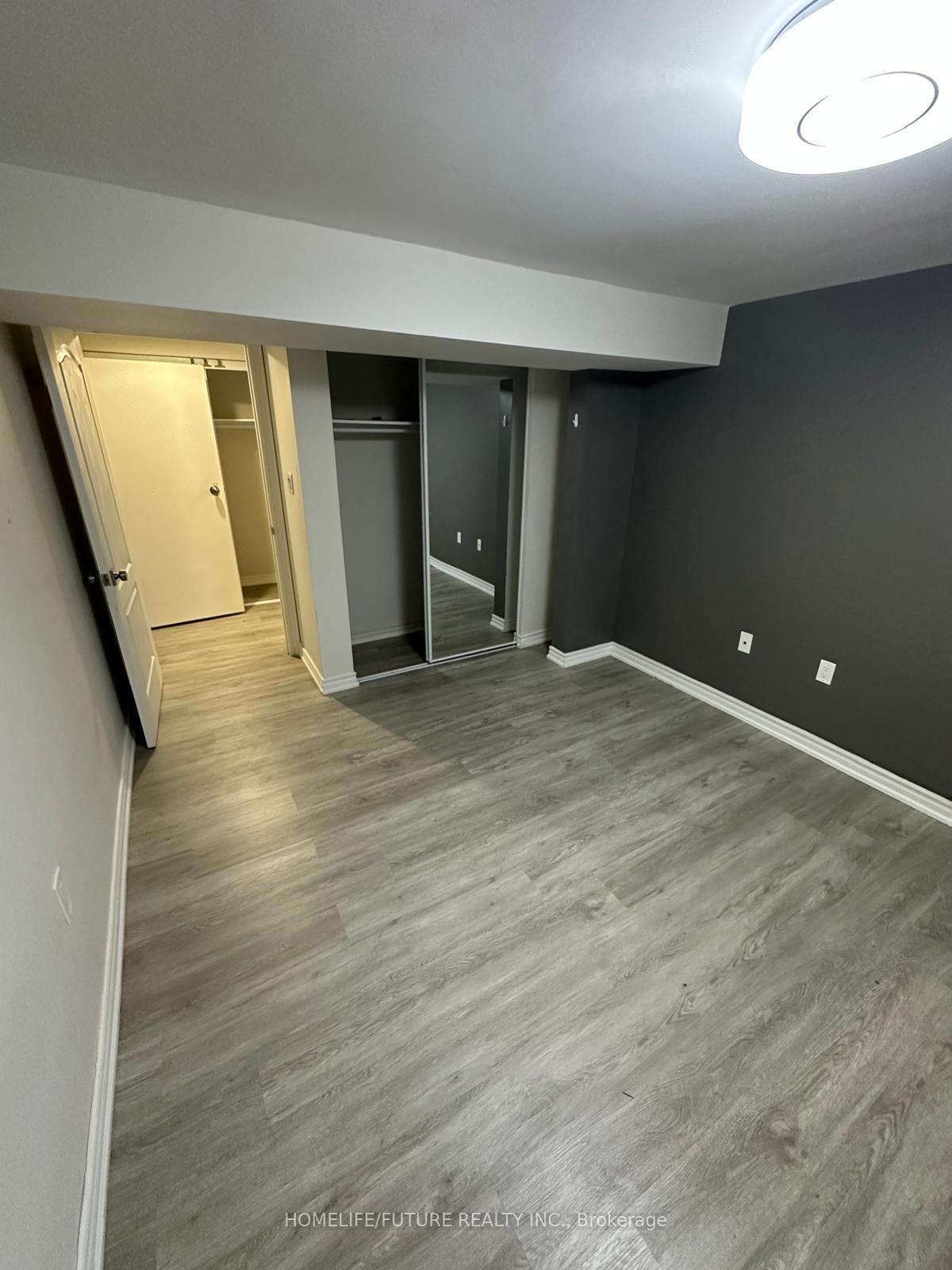 Bsmt - 33 Oldborough Circle, Toronto 2
