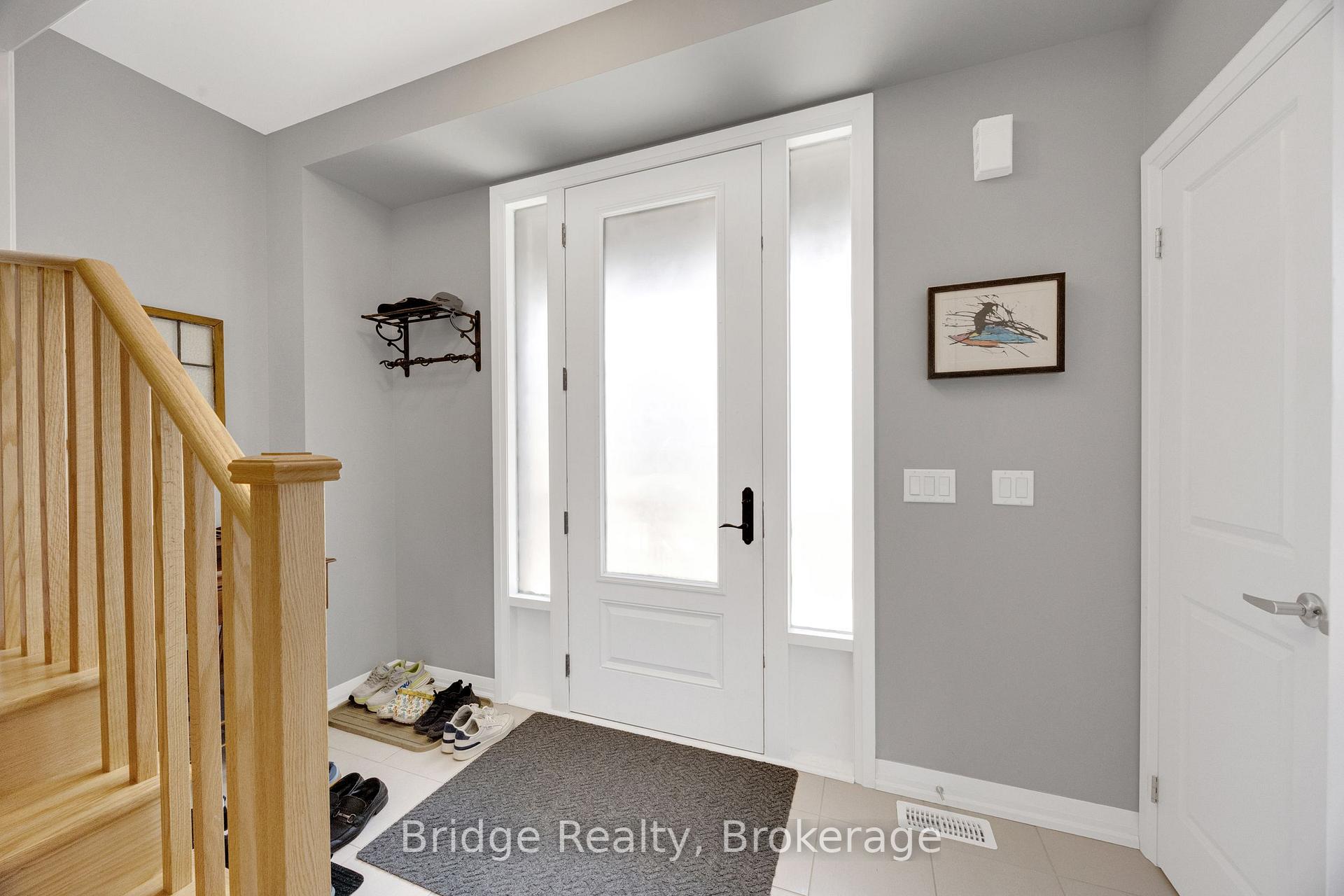 892 Sobeski Avenue, Woodstock 5