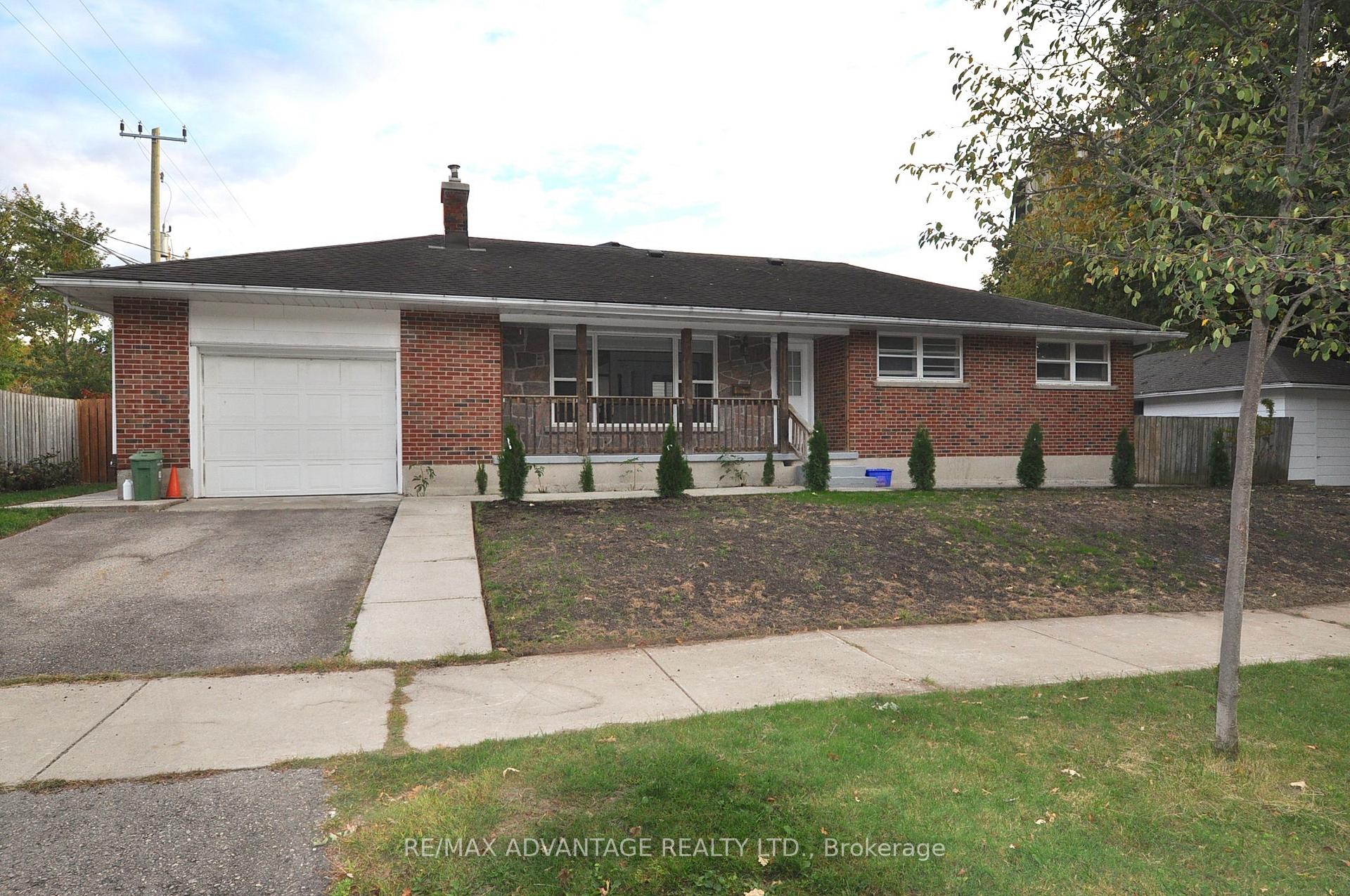 153 Langarth Street W London South Ontario Canada Sale residential Mike Van Steensel RE/MAX Advantage Realty Ltd., Brokerage*