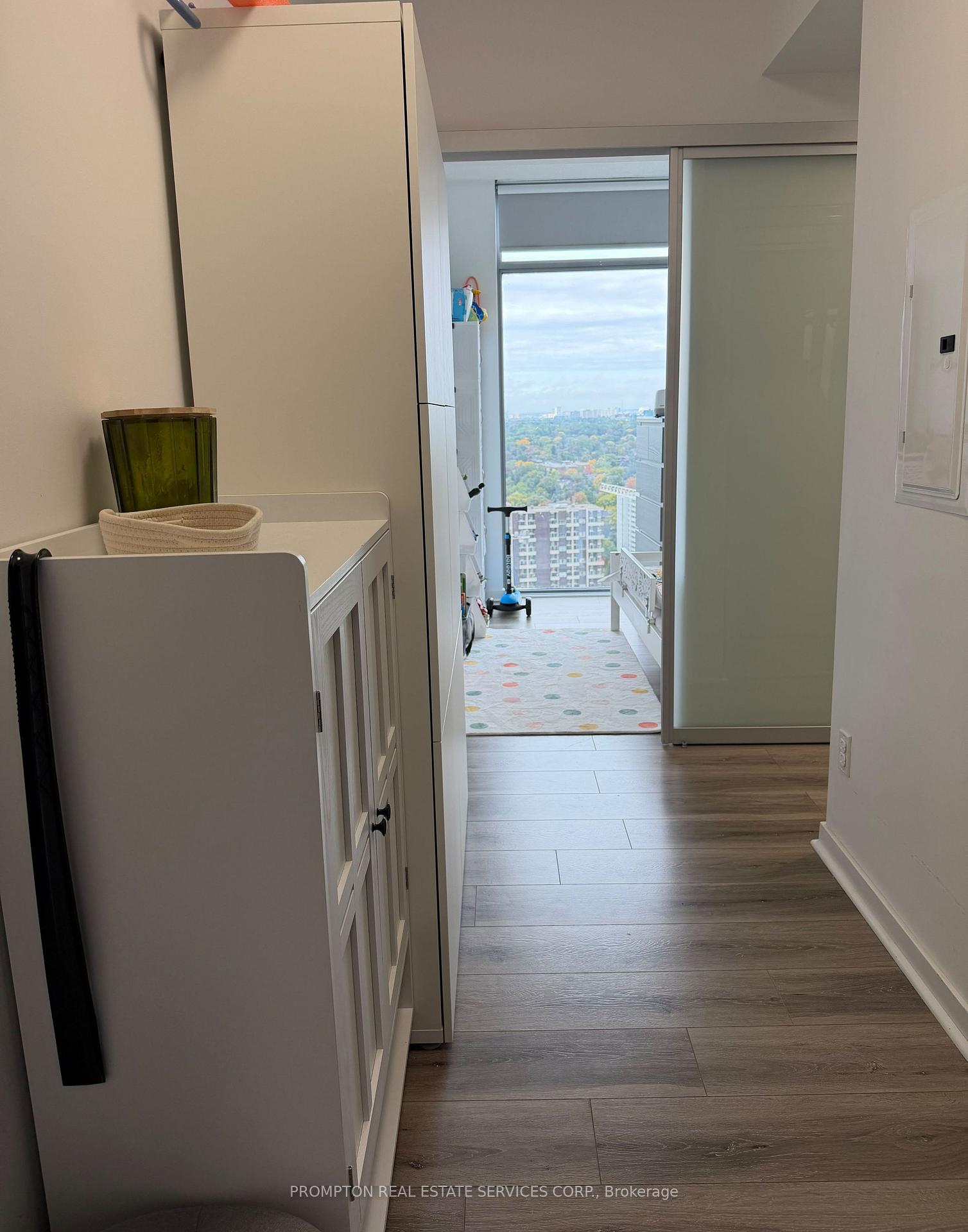 3011 - 105 The Queensway, Toronto 4