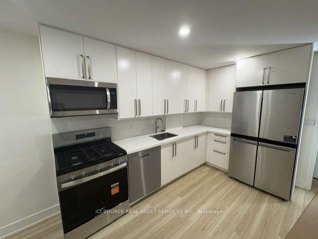 4 - 150 Brunswick Avenue, Toronto 2