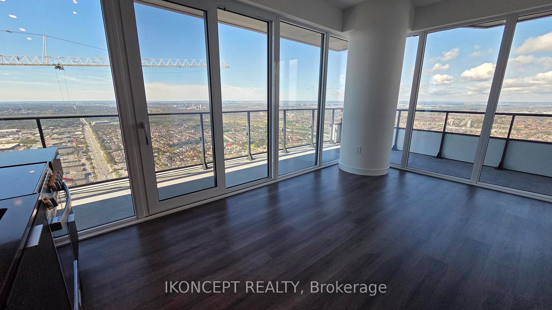 6302 - 448 Burnhamthorpe Road, Mississauga 4