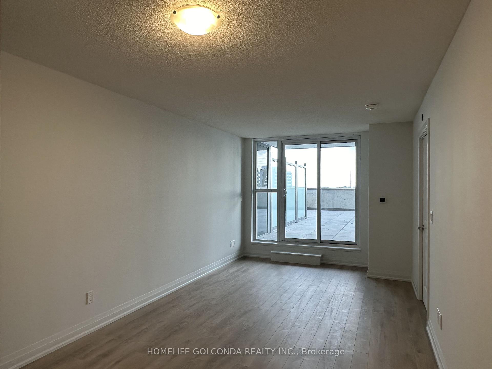 905 - 20 Meadowglen Place, Toronto 5