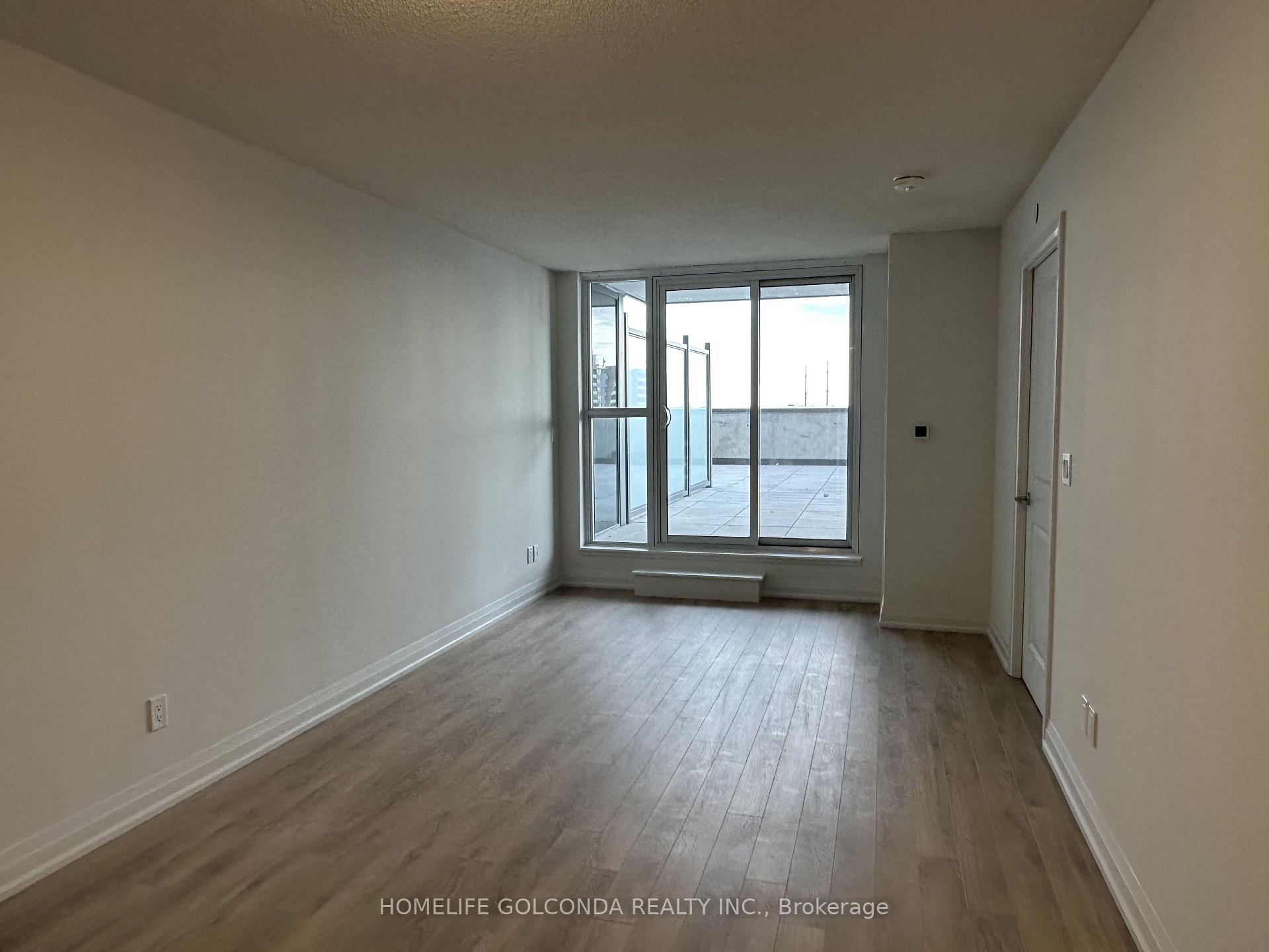 905 - 20 Meadowglen Place, Toronto 4
