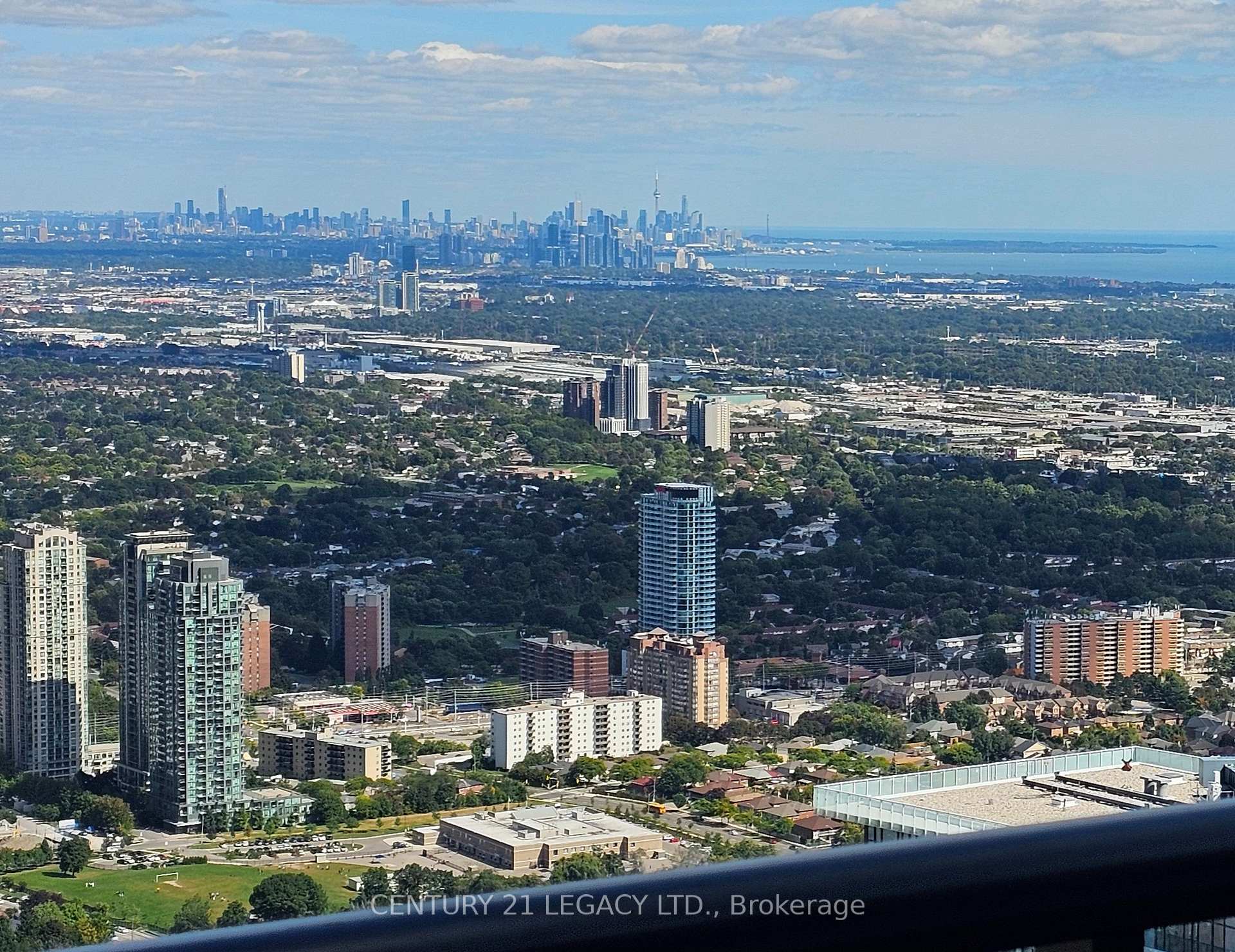 7505 - 448 Burnhamthorpe Road W, Mississauga 4