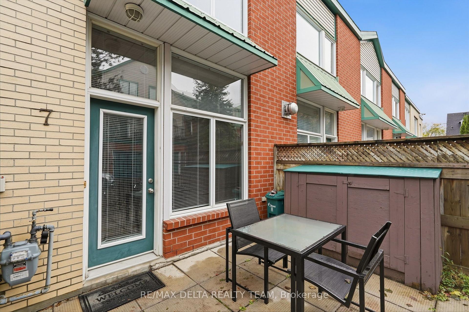 7 - 170 Cathcart Street, Ottawa 3