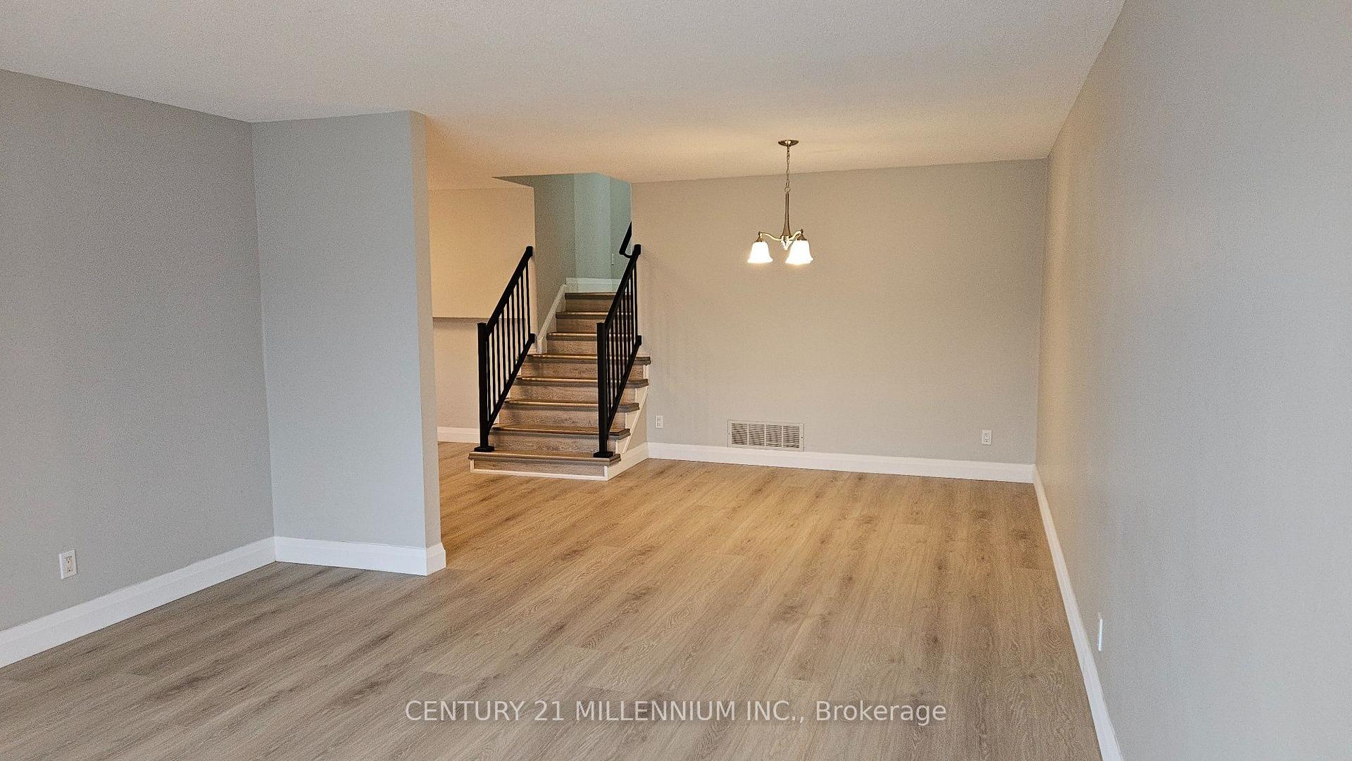 Upper - 67 Simmons Boulevard, Brampton 4