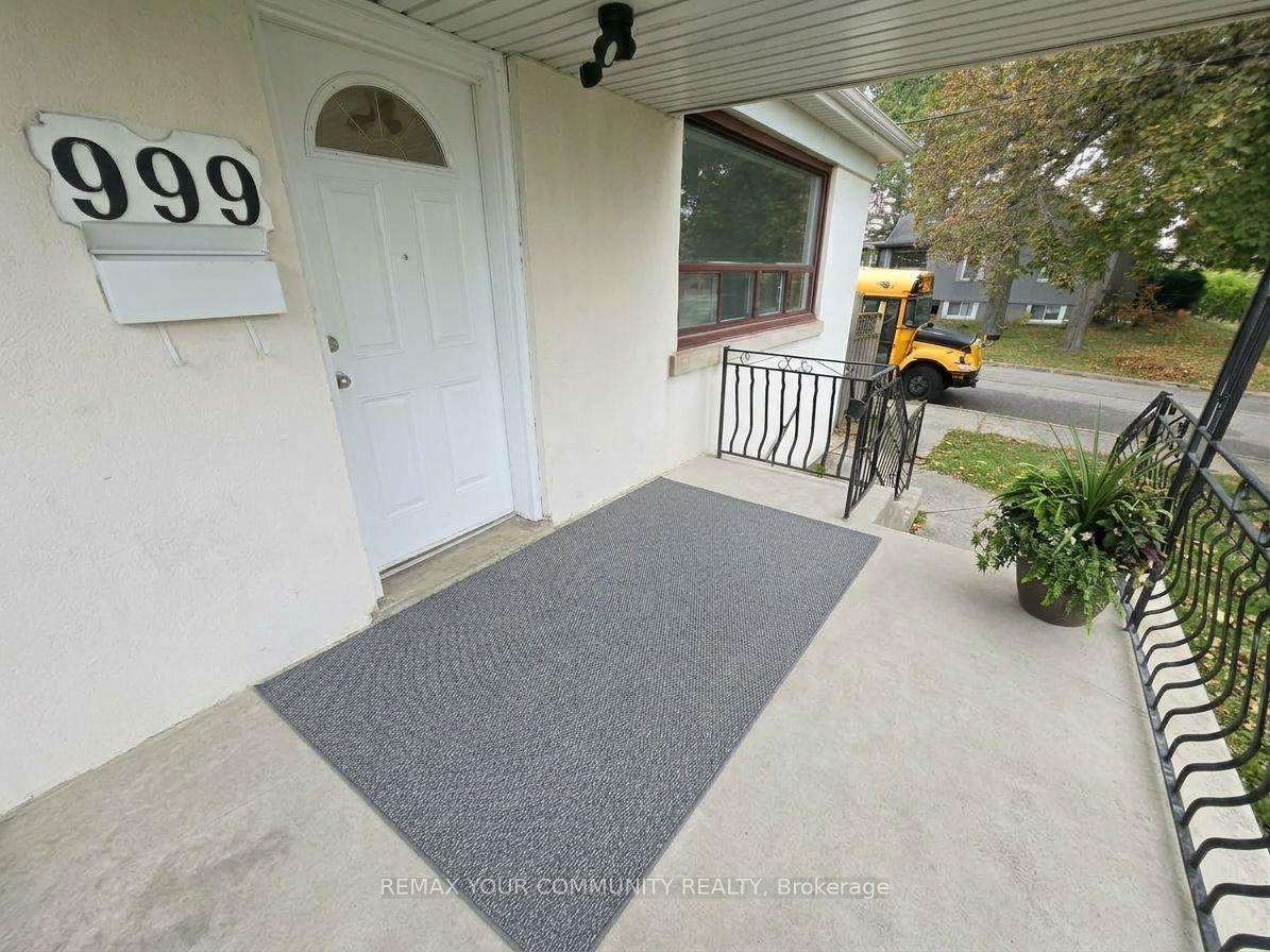 999 Caledonia Road, Toronto 2
