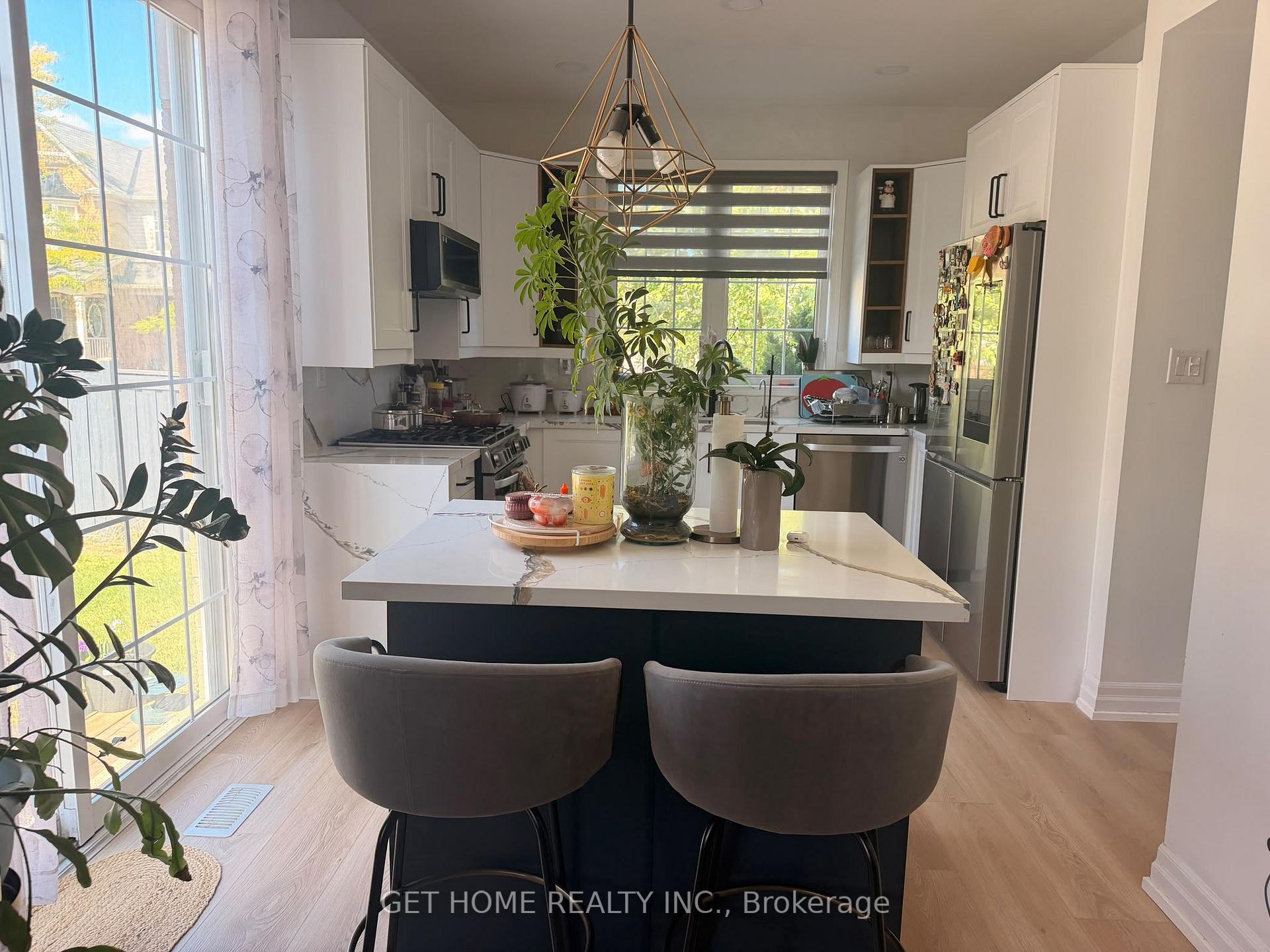 879 Jackman Gate, Milton 5