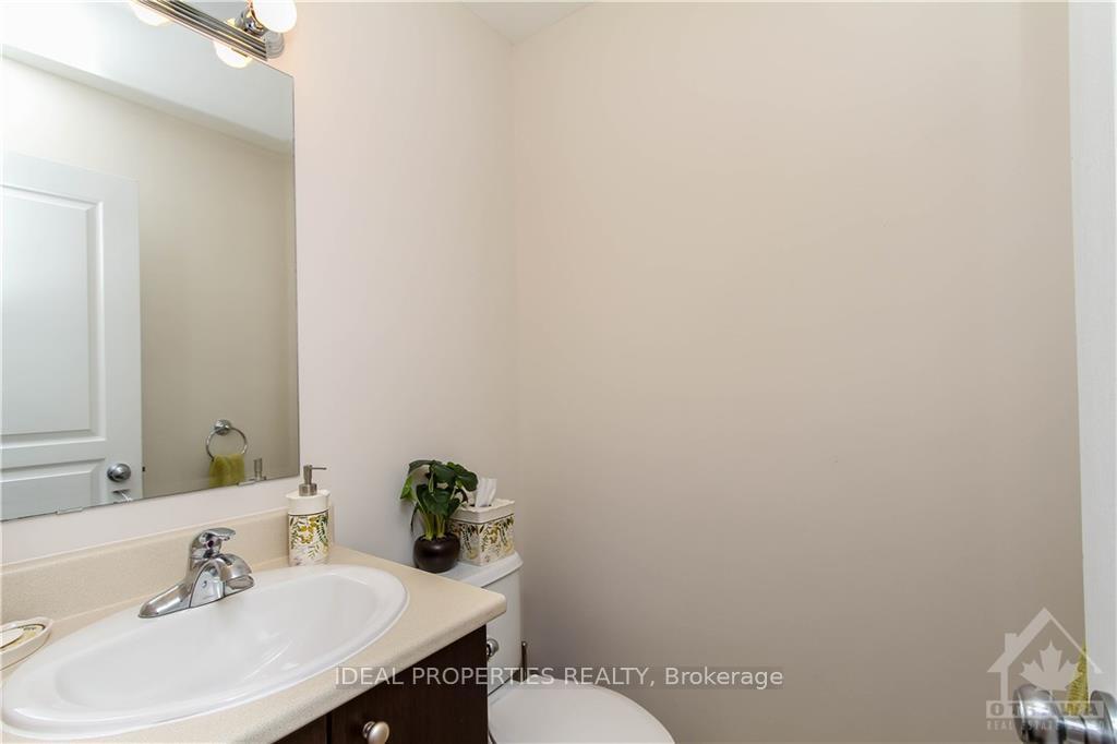 6063 NORTH BLUFF Drive, Ottawa 5
