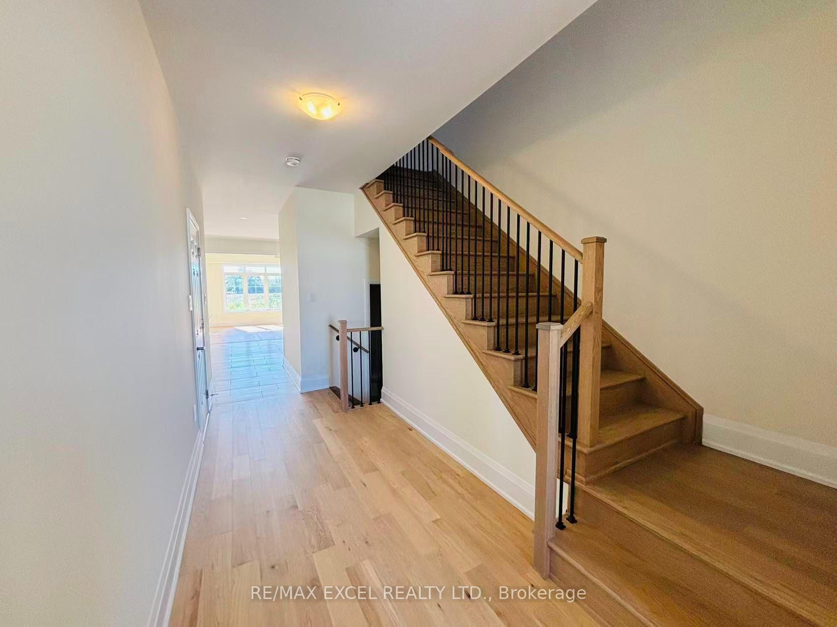 76 Gathering Lane, Richmond Hill 5