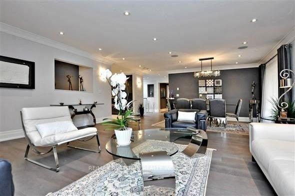 Main & Lower - 57 Oxford Street, Richmond Hill 4
